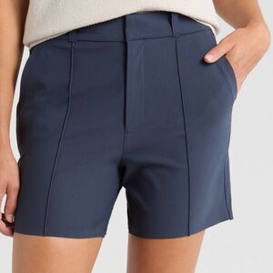 NEW Rhône Birdie Golf Trouser Shorts in Navy Blue